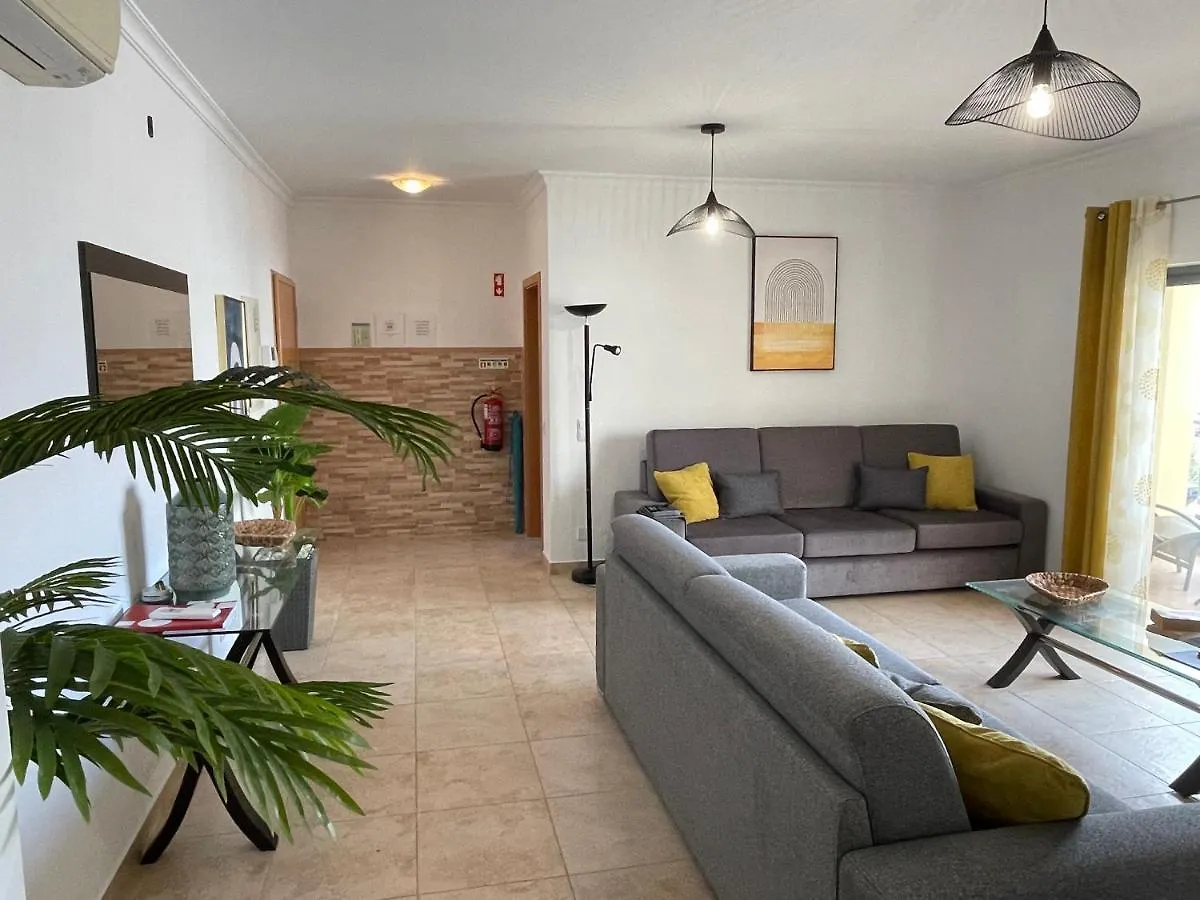 Lucas House 3 - Garden Apartment Lagos