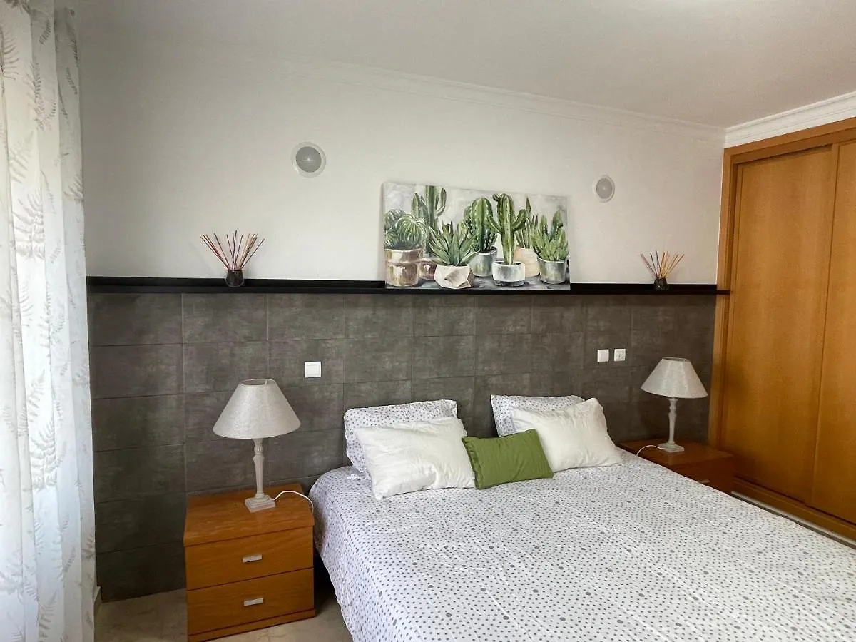 Lucas House 3 - Garden Apartment Lagos