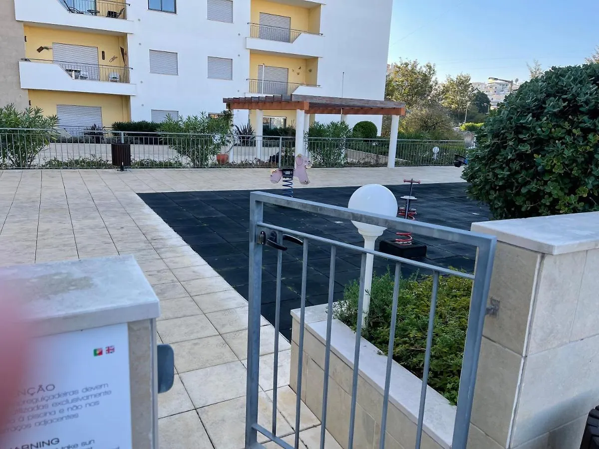 Lucas House 3 - Garden Apartment Lagos
